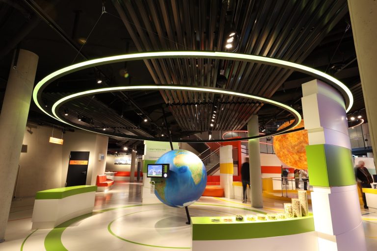 loop-line lichtdecke